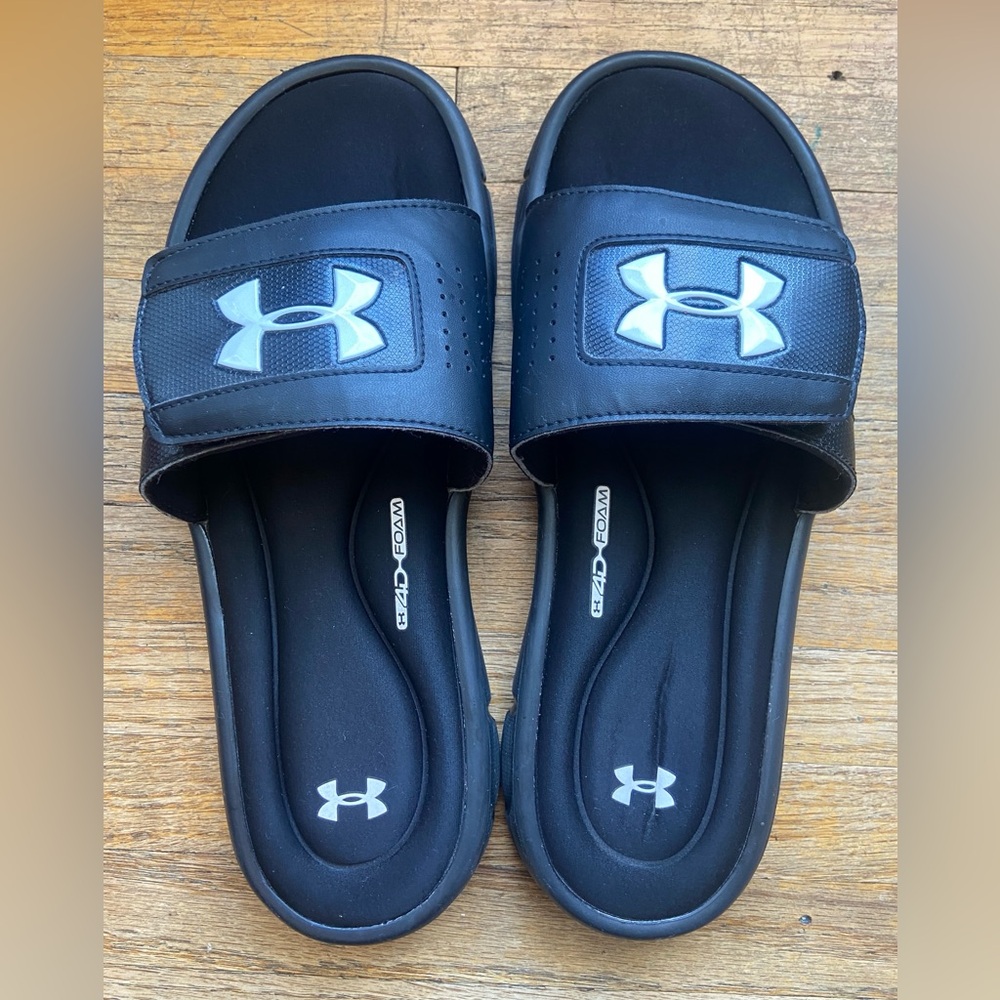 Under Armour 4D Foam Sandals NWOT